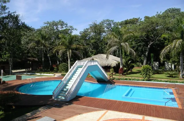 Hotel Jardines Del Montana Jarabacoa piscina 3